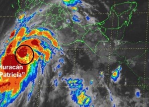 huracan-patricia_cnnmexico02-615x440