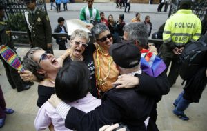 gays_celebran_colombia_777